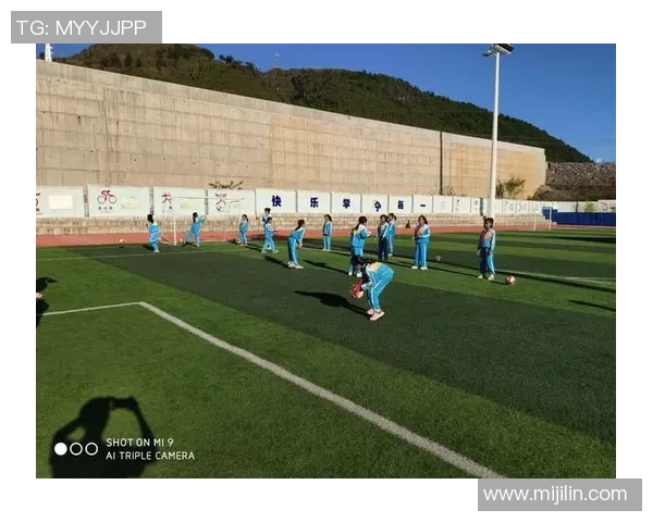 足球社团精彩活动回顾与成员成长记录分享