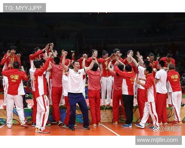 中国男篮迎战塞尔维亚队全力争胜展现实力与团队精神